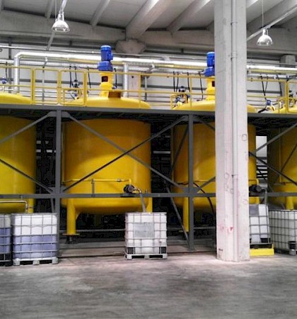 Ready-mix Concrete Additive Plant : Batching